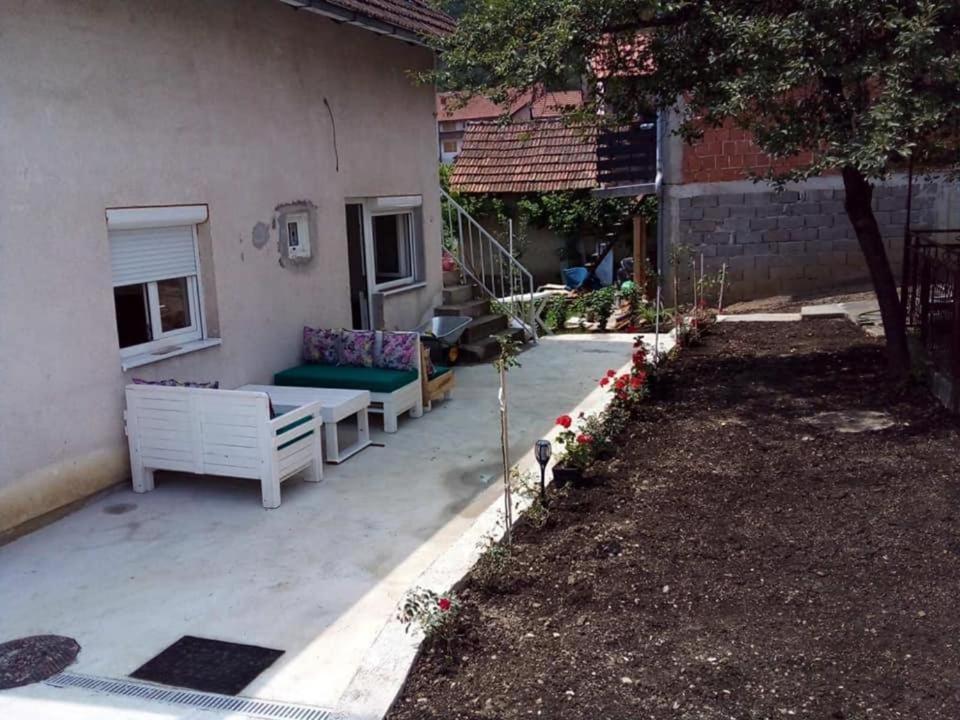 Apartmani U Guci Guča Exterior foto